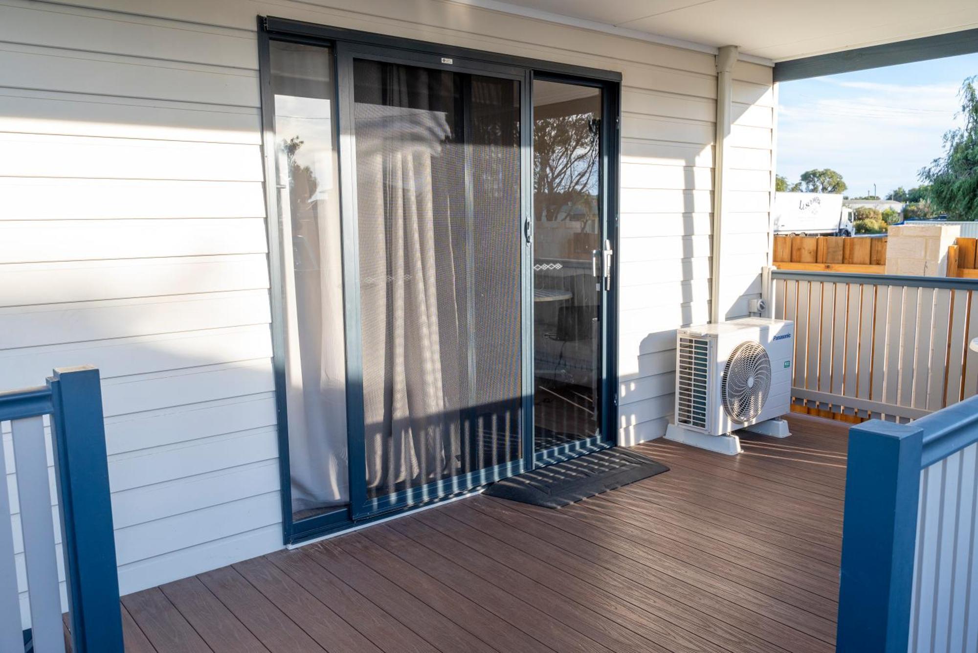 Jurien Bay Tourist Park Hotel Exterior foto